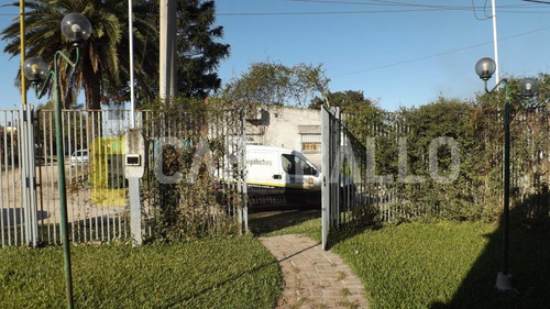 Imagen 6 de 12 de Salón De Fiestas En Venta - Gualeguaychú M. T De Alvear 1700