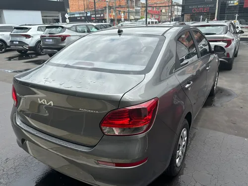 Kia Soluto Mecanico Con Tapiceria En Cuero Y Soat Mod 2026