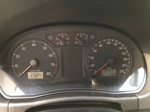 Imagem 9 de 9 de Volkswagen Polo Sedan 1.6 Mi 8v Flex 4p Manual
