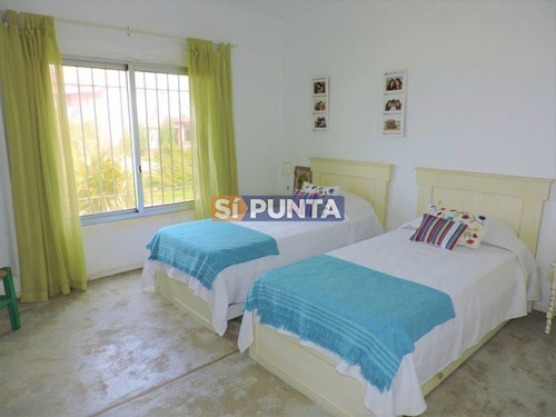 Imagen 13 de 21 de Casa En Venta - Montoya