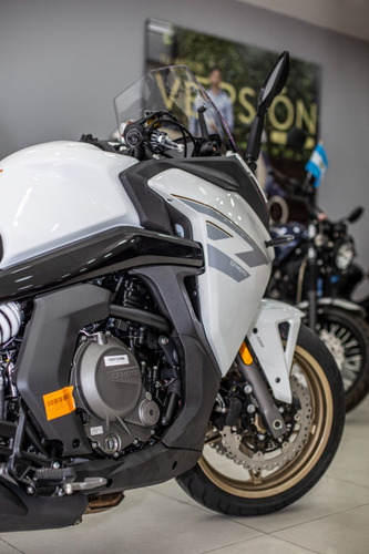 Imagen 9 de 25 de Nueva Cfmoto Nk 650 Gt Lanzamiento Lidermoto Cf Moto