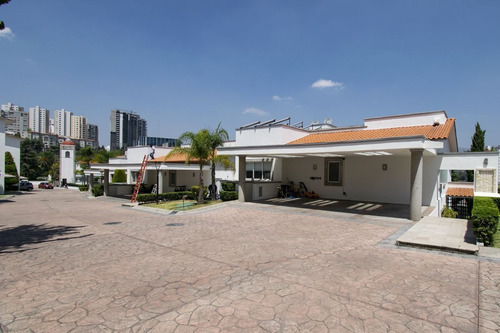 Imagen 1 de 24 de Renta / Venta Casa En Condominio Lomas Country