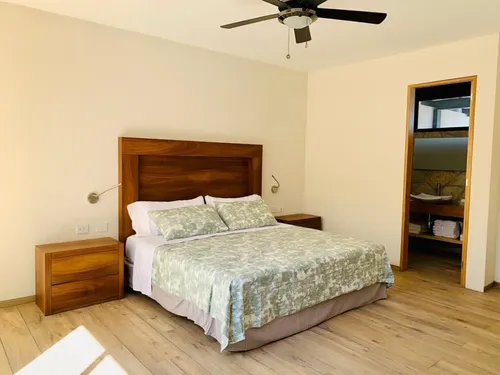 Casa En Fraccionamiento Con Seguridad Y Vista Al Lago De Tequesquitengo