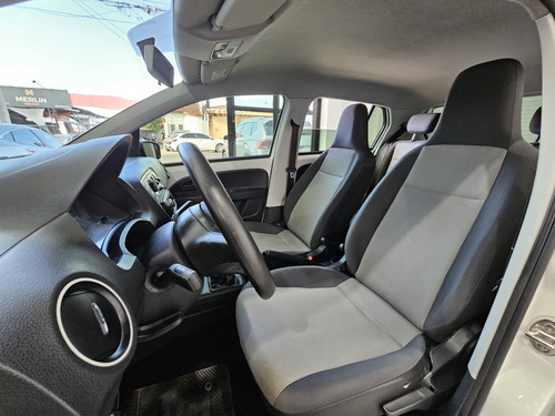 Volkswagen Up! 1.0 MPI TAKE UP 12V FLEX 4P MANUAL