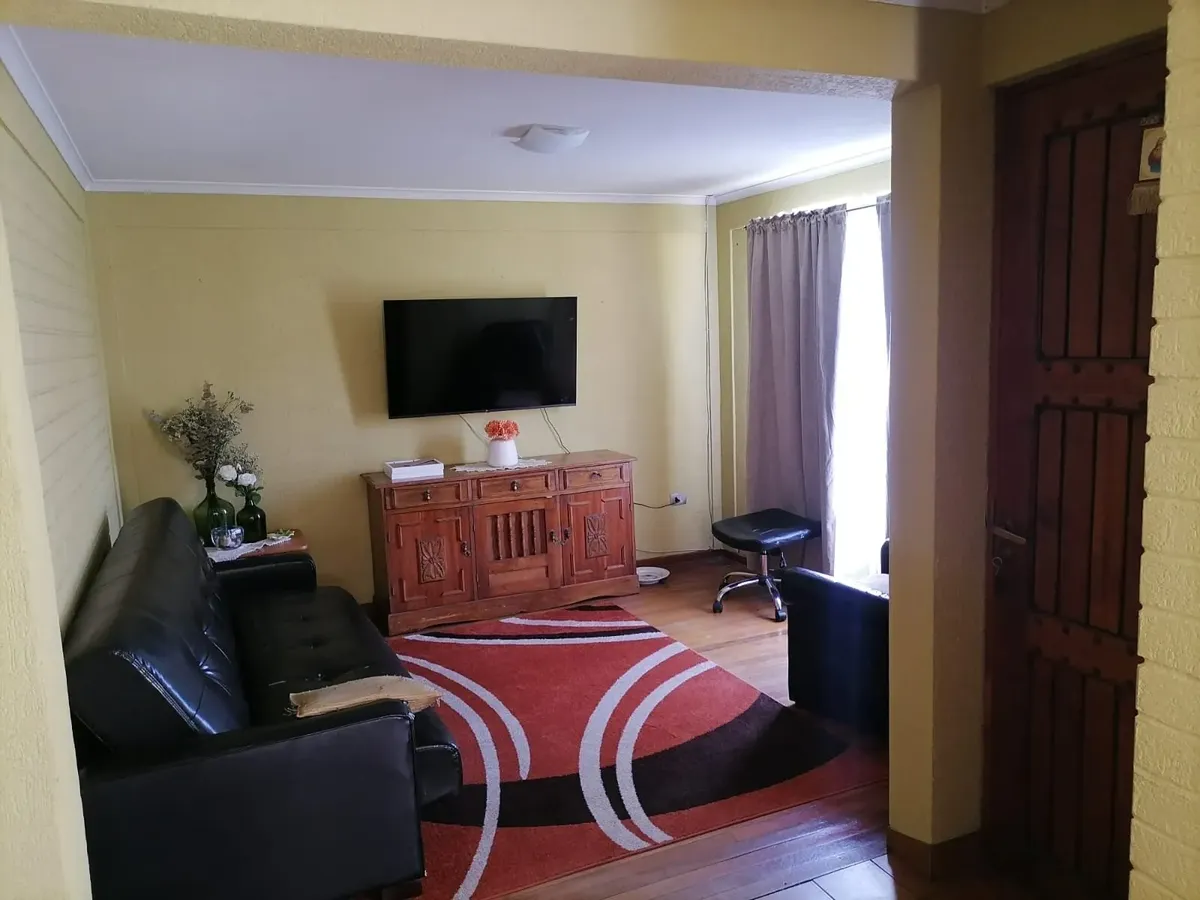 Imagen 4 de 13 de Se Vende Casa Con Amplio Terreno A Pasos De Plaza Maipú