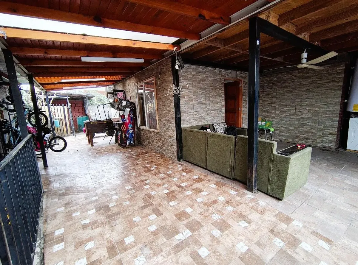 Imagen 1 de 21 de Casa Cercana A Metro Copa Lo Martínez, Con Piscina