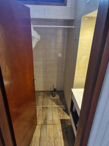 Casa En Venta - 2 Dormitorios 1 Baño - Cochera - 213mts2 - Mar Del Plata