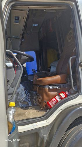 Cavalo Mecanico Volvo Fm 370 6x2 2010/2010 (vt)