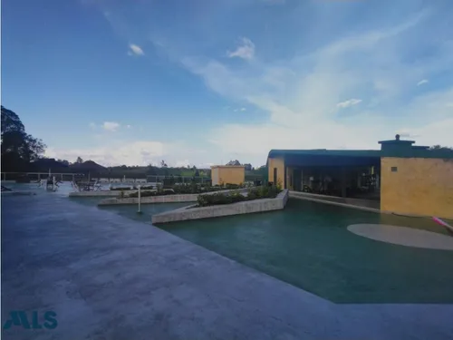 Venta De Exclusivo Apartasuite En Llanogrande Rion...(mls#253082)