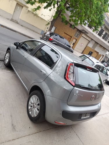 Fiat Punto 1.4 Attractive C/radio Integrada