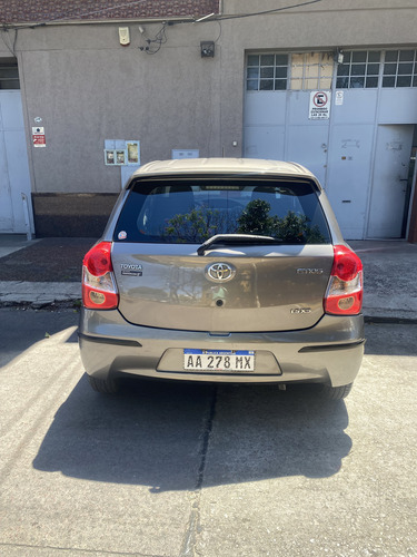 Toyota Etios 1.5 Xs
