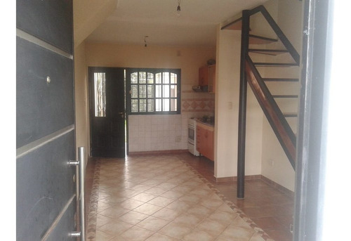 Imagen 3 de 11 de Duplex En Venta En Ituzaingo Norte