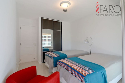 Imagen 15 de 30 de Apartamento En La Brava 2 Y 1/2 Dormitorios Con Terraza Y Garage - Punta Del Este Brava