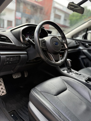 Excelente Subaru Impreza 2.0i