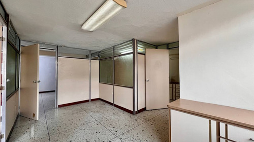Lh Oficina En Venta En El Centro De San Cristóbal