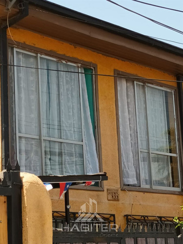Casa En Venta De 4 Dorm. En Independencia,mirador Viejo