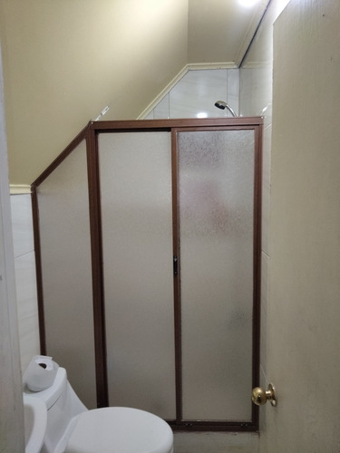 Mamparas De Baño A Medidas Diferentes Modelos Y Colores