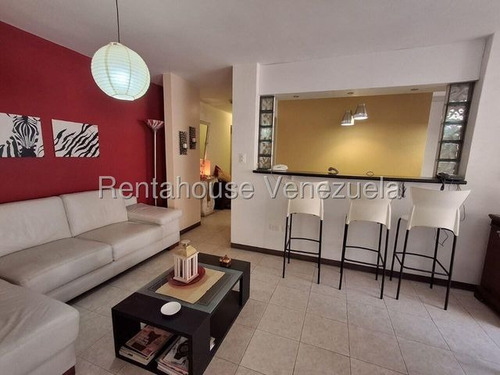 Se Vende Apartamento Prados Del Este. Mb