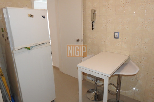 Con Servicios Muy Buen Edificio- Ref: 5363