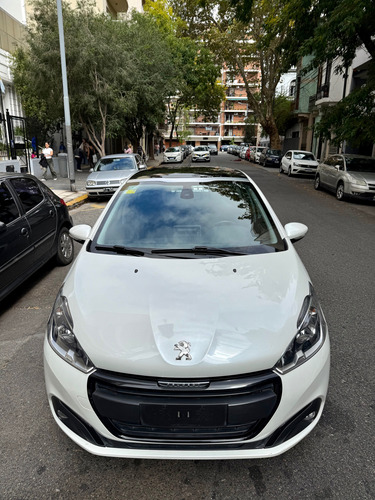 Peugeot 208 1.6 Feline Tiptronic