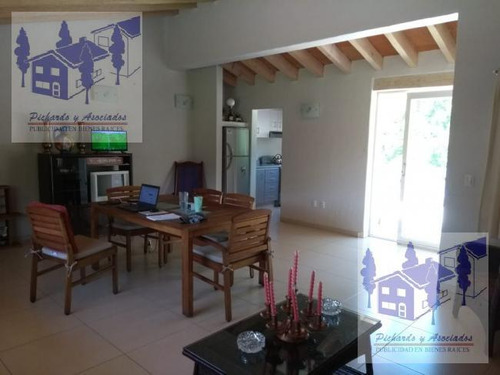 Se Vende Casa Como Terreno En El Fraccionamiento Pedregal De Las Fuentes Jiutepec