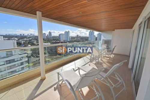 Imagen 7 de 8 de Alquiler De Apartamento Temporario De 2 Dormitorios En Edificio Icon Brava Punta Del Este