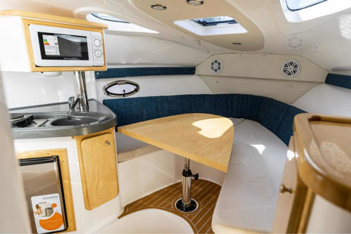 Quicksilver 2700 Volvo 300hp /no Canestrari 275/ Klase A