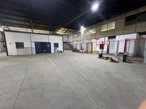 Se Vende Galpón 4000m2. Guarenas
