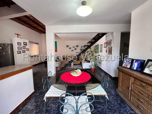 # Venta Hermosa Quinta Duplex Colinas Santa Rosa Barquismeto