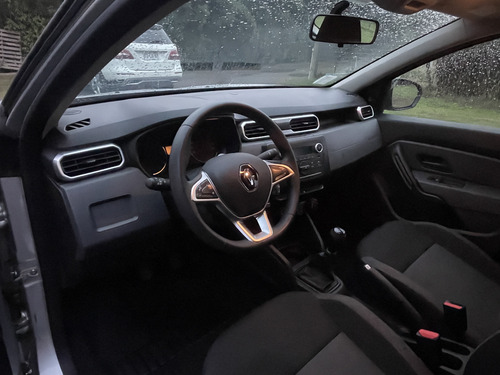 Renault Duster Life 1.6l 5mt 4x2