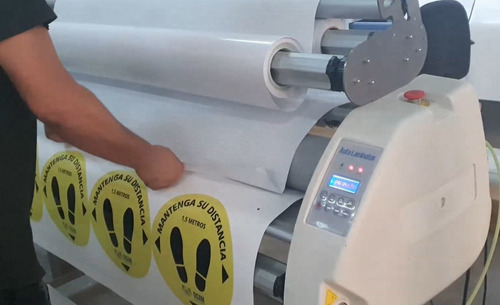 Imagen 6 de 10 de Pendón, Gigantografías, Lienzo , Adhesivo, Laminado, Router