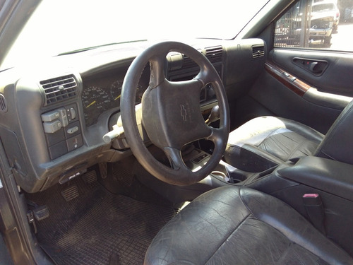 Imagem 7 de 9 de Sucata S10 Executive 4x2 Gasolina Venda De Peças