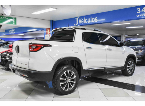 Fiat Toro 2.0 16V TURBO DIESEL VOLCANO 4WD AT9