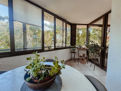 Dpto Remodelado Con Vista Nor-oriente En Vitacura,3d-4b