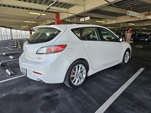 Bonito Mazda 3 Sport Gt 2012