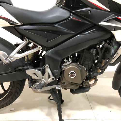 Bajaj Rouser Blanco 200 Cc Usada 34000 Km Año 2015 999 Motos