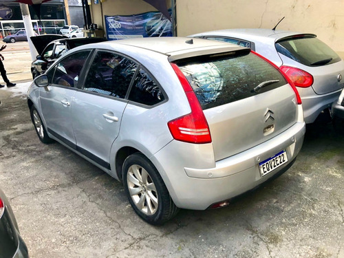 Imagem 4 de 4 de Citroen C4 2011