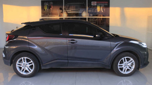 Imagen 6 de 15 de Toyota C-hr 2020 4p Cvt L4/2.0 Aut