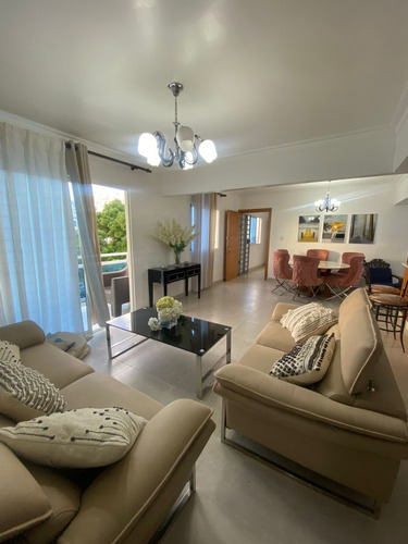 Se Vende Penthouse Amueblado En El Ensanche Ozama