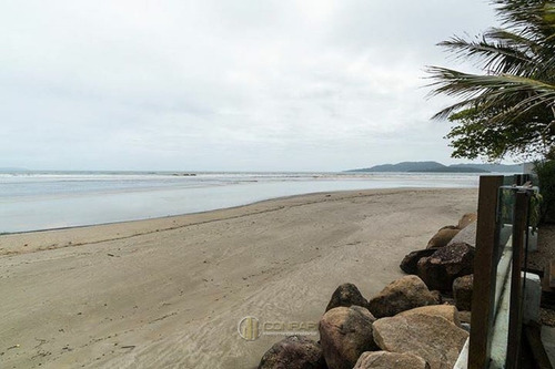 Imagem 3 de 13 de Casa Frente Mar 02 Dormitórios, Sendo 1 Suíte! - Ca0092-1