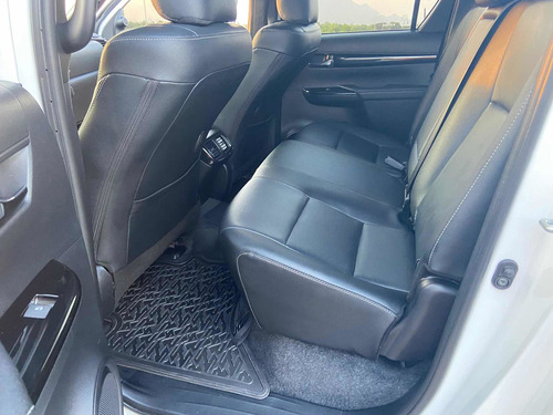 Imagem 14 de 15 de Toyota Hilux 2.8 Srx 50th Anniversary Cab. Dupla 4x4 Tdi
