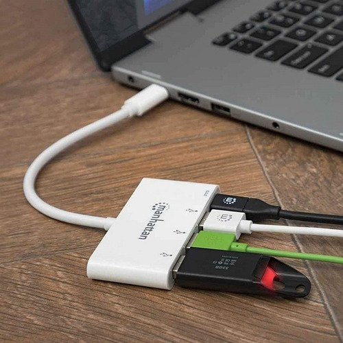 Hub Manhattan Usb-c De 3 Puertos Usb-a Y 1 Puerto Usb-c