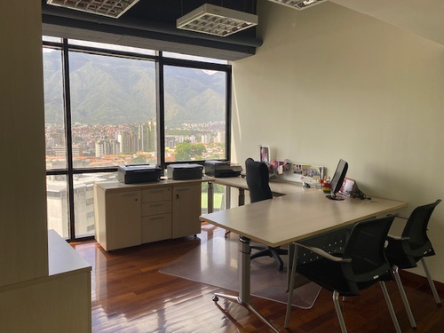 Imagen 10 de 30 de Oficina En Venta En Cc Macaracuay Plaza Remodelada Con Vista Al Avila