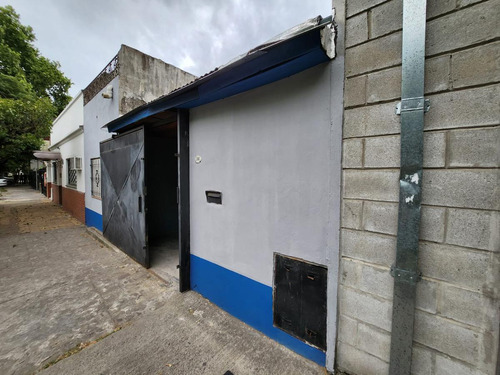 Galpón En Venta Morón