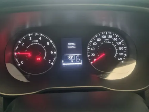 Renault Duster 1.3 Intense Cvt