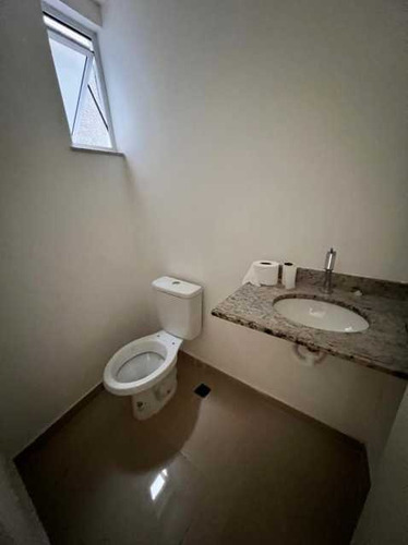 Imagem 9 de 11 de Casas De Condomínio À Venda Em Nilópolis - Sicn20034