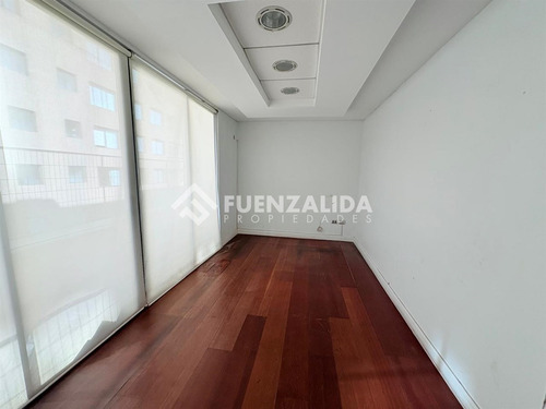 Luminosa Oficina En Venta A Pasos De Metro Escuela Militar