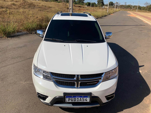 Imagem 4 de 15 de Dodge Journey 2014 3.6 R/t 5p