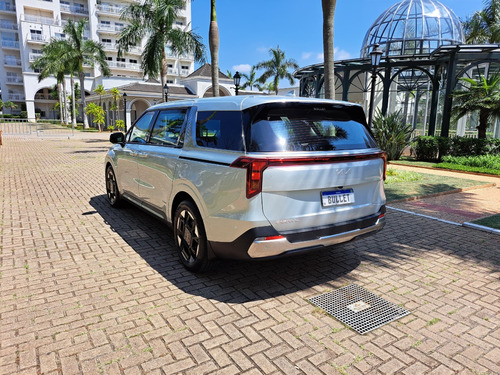 Kia Carnival 3.5 Ex (8l) Aut. 5p