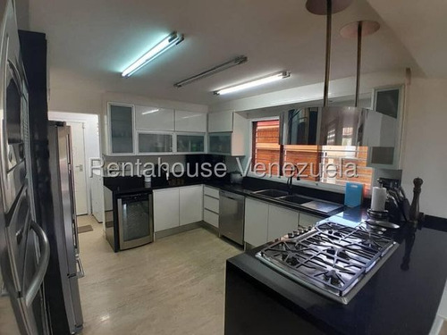 En Venta Espectacular Town House De 2 Niveles En El Hatillo - Mls #25-19154 - Jca